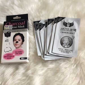 ♥️ 10 pc charcoal nose mask